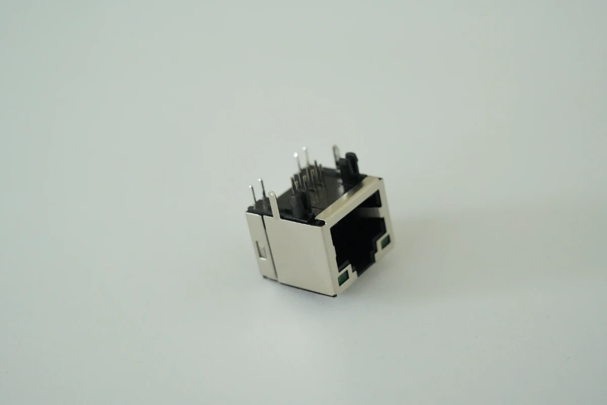 单口8P8C RJ45连接器 2
